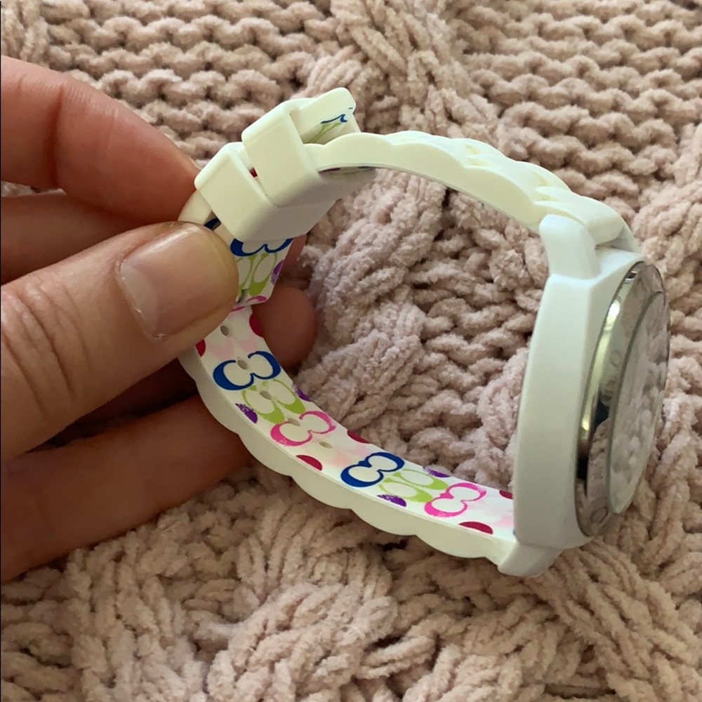Coach Watch - Picture 4 of 4